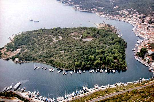 Paxoi Gaios port